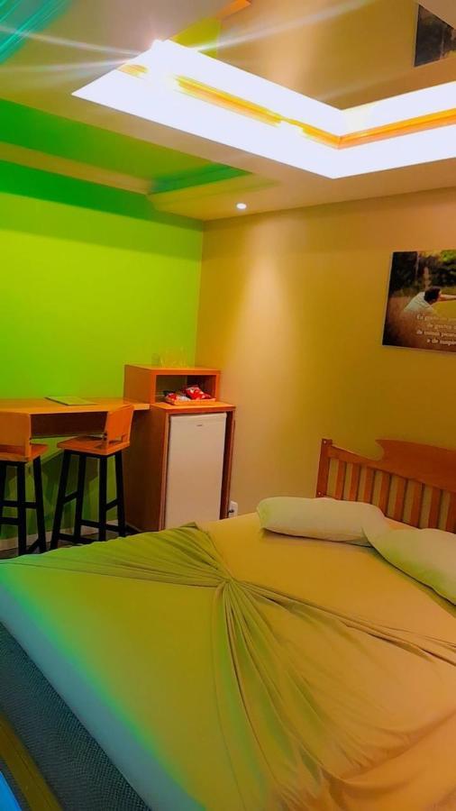 Motel Avenida (Adults Only) Грамаду Екстериор снимка