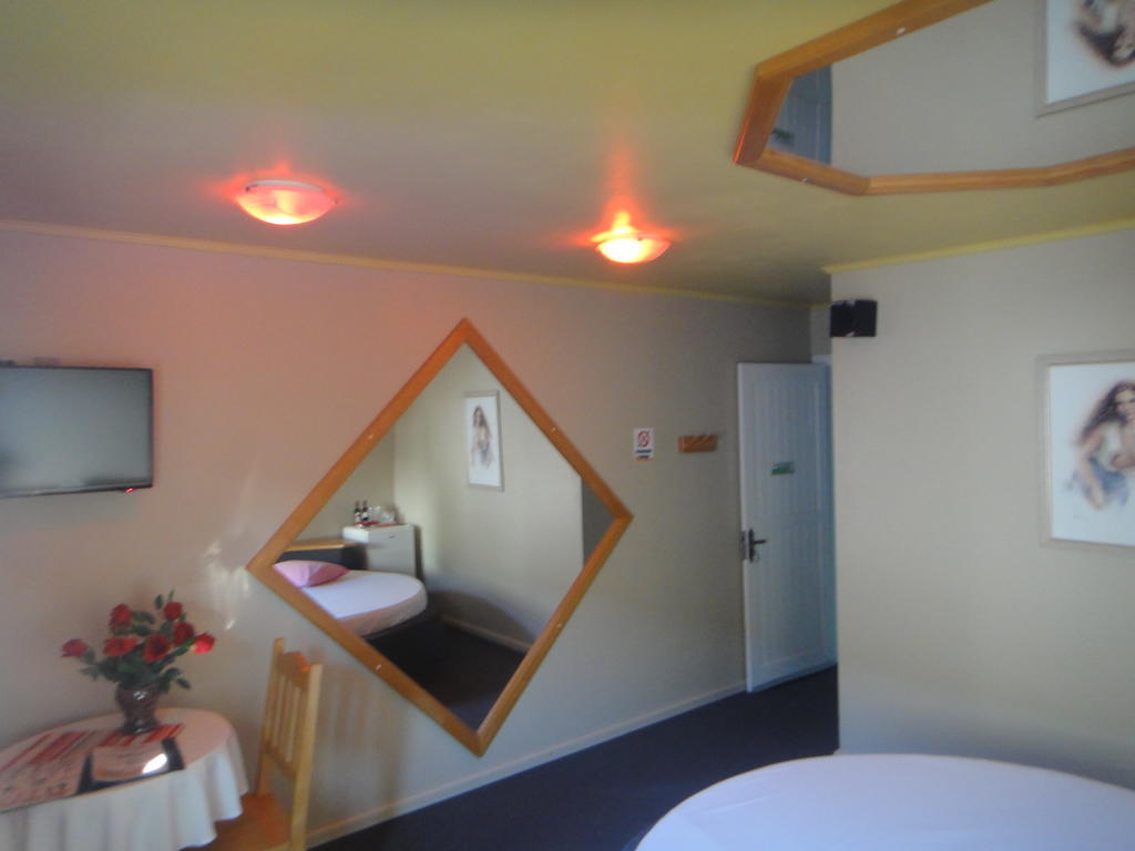 Motel Avenida (Adults Only) Грамаду Екстериор снимка